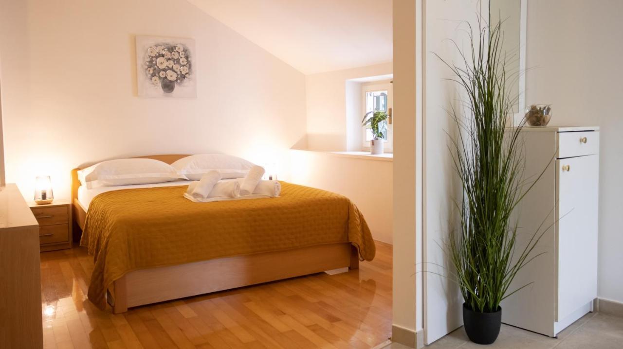 Mozart Apartments Baška Voda Eksteriør bilde