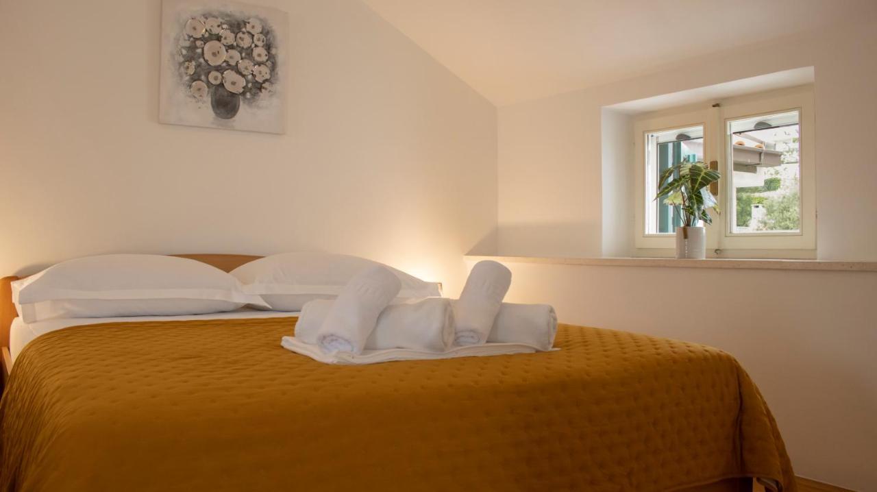 Mozart Apartments Baška Voda Eksteriør bilde