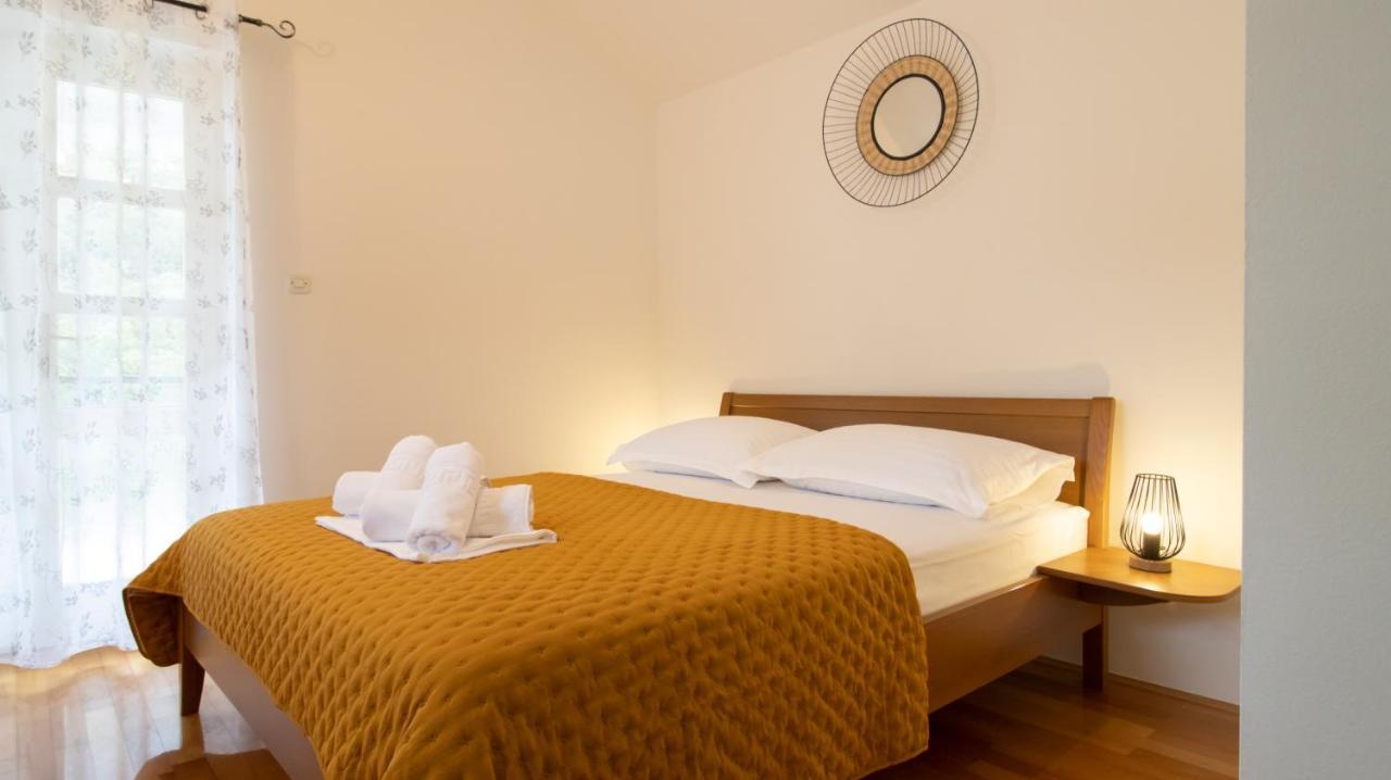 Mozart Apartments Baška Voda Eksteriør bilde