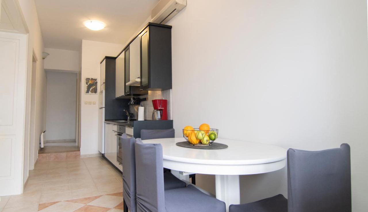 Mozart Apartments Baška Voda Eksteriør bilde